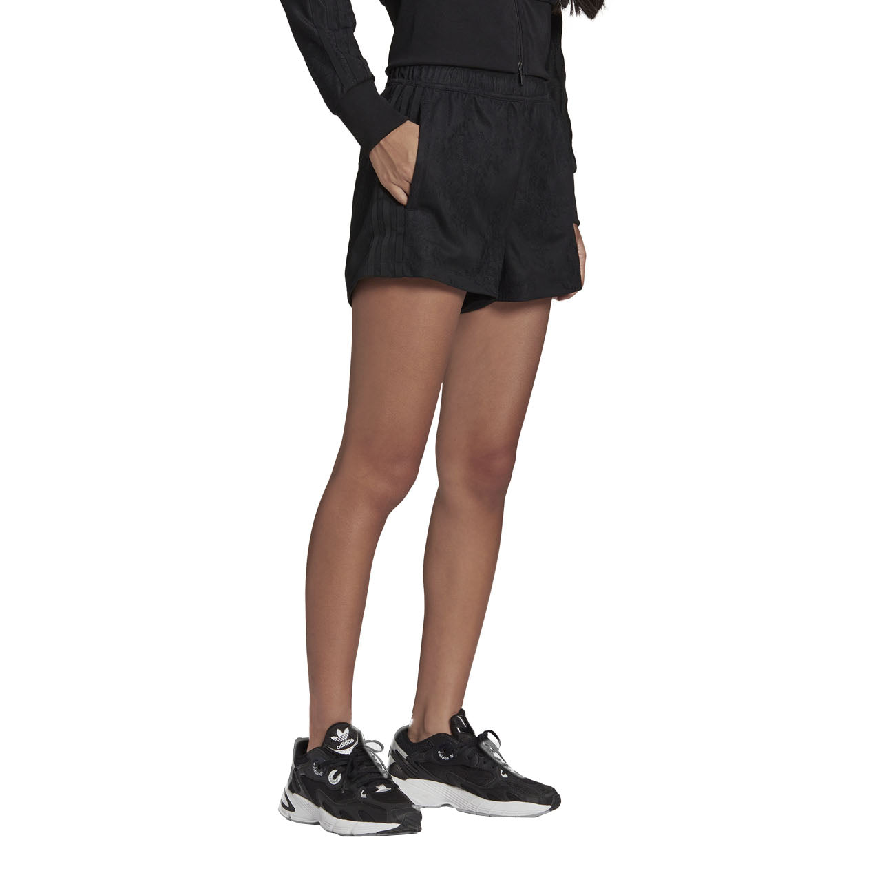 adidas Adicolor Classics Lace Shorts Damen Black